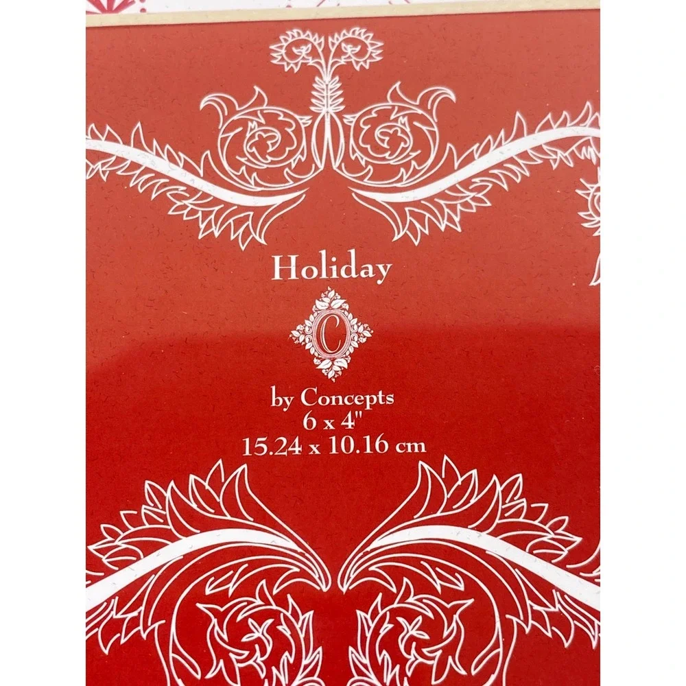Concepts Holiday Collection Red Snowflakes on White Matte Standard-Size 6